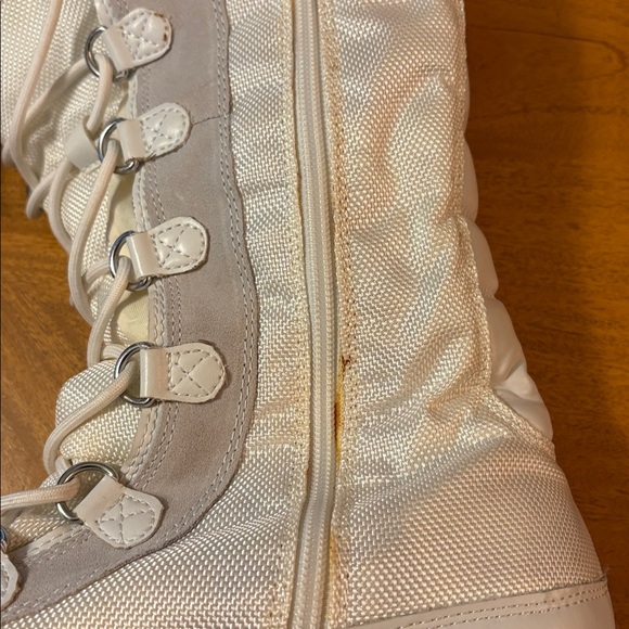 Pajar White Winter Boots with Cream Fur 10 - Picture 11 of 11